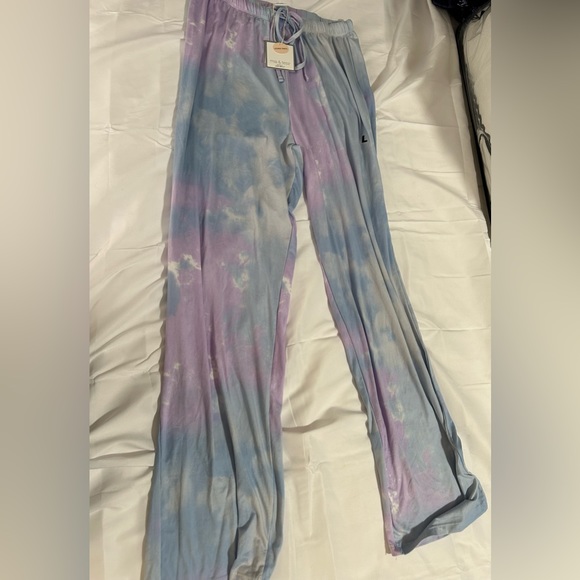 Never Worn Size Large Woman’s Pajama Pants - Picture 1 of 3